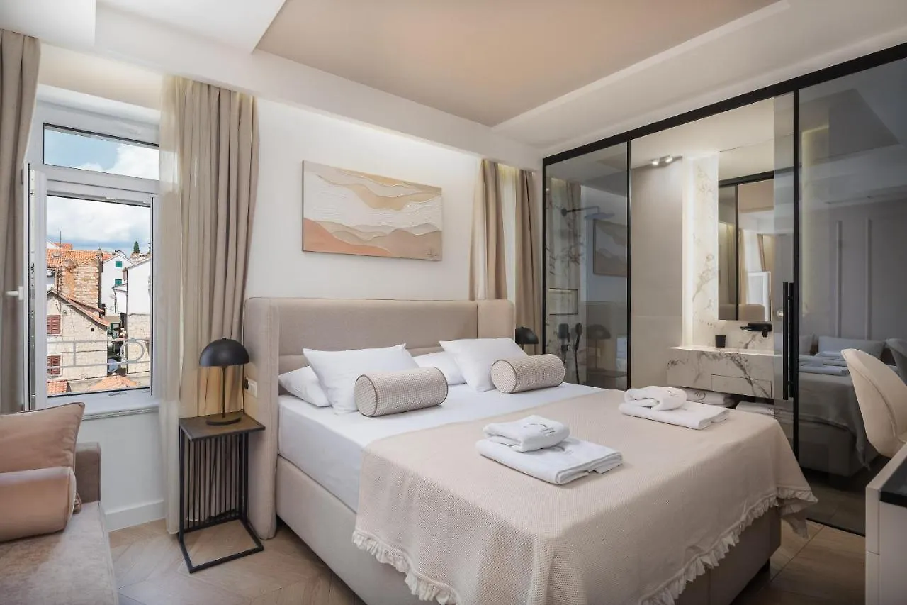 Luxury Rooms Le Prestige Few Minutes From Split\'S Iconic Waterfront location