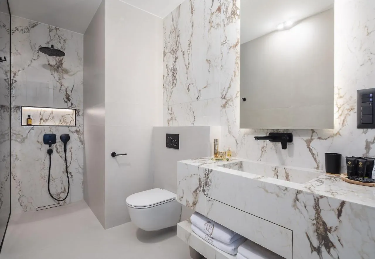 Luxury Rooms Le Prestige Few Minutes From Split'S Iconic Waterfront Croatia