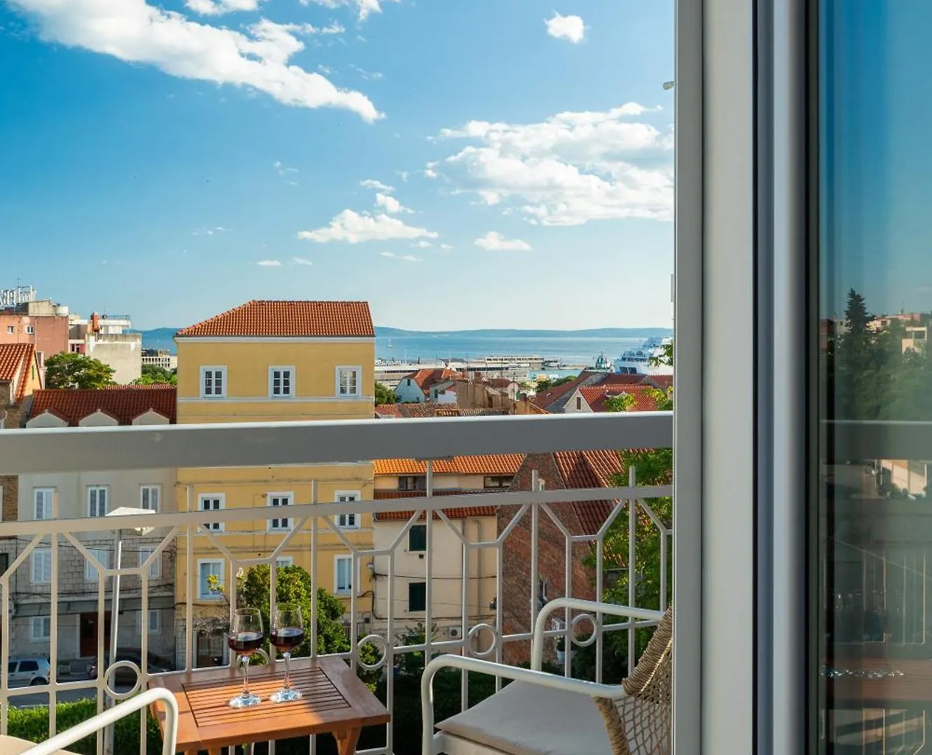 Guest house Luxury Rooms Le Prestige Few Minutes From Split'S Iconic Waterfront