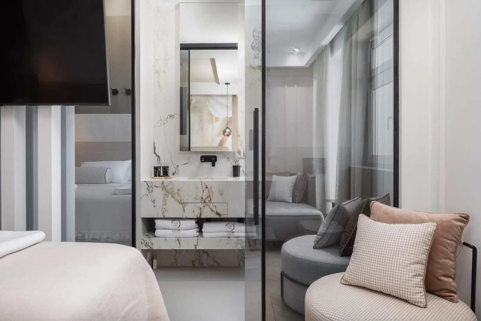 Guest house Luxury Rooms Le Prestige Few Minutes From Split'S Iconic Waterfront