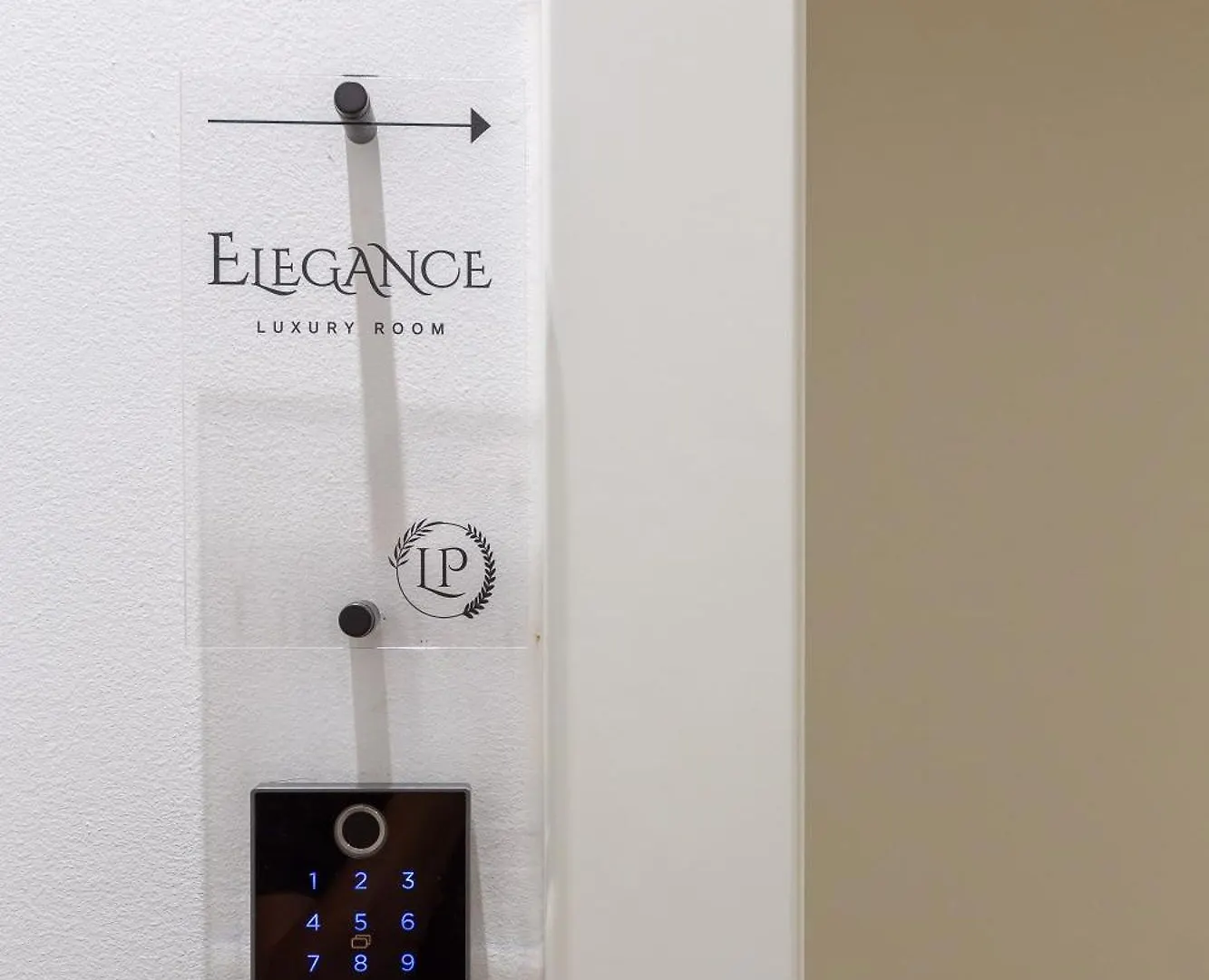Luxury Rooms Le Prestige Few Minutes From Split'S Iconic Waterfront Guest house Split