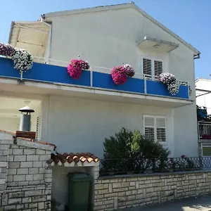 https://vile-park-studio-apartments.in-istria.net